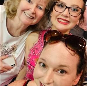 Meet your Posher, Donna